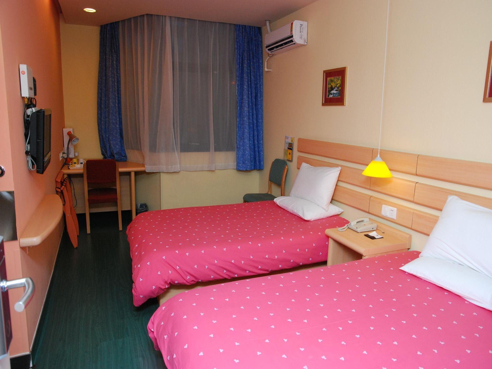 Home Inn Shanghai Railway Station North Square المظهر الخارجي الصورة