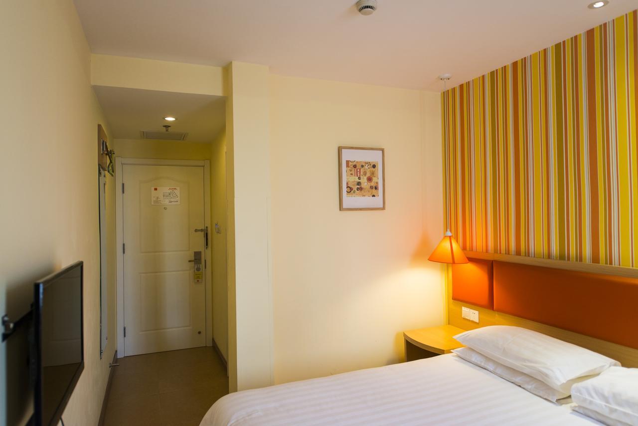 Home Inn Shanghai Railway Station North Square المظهر الخارجي الصورة