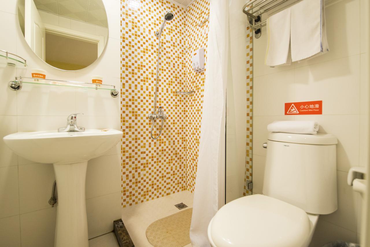 Home Inn Shanghai Railway Station North Square المظهر الخارجي الصورة